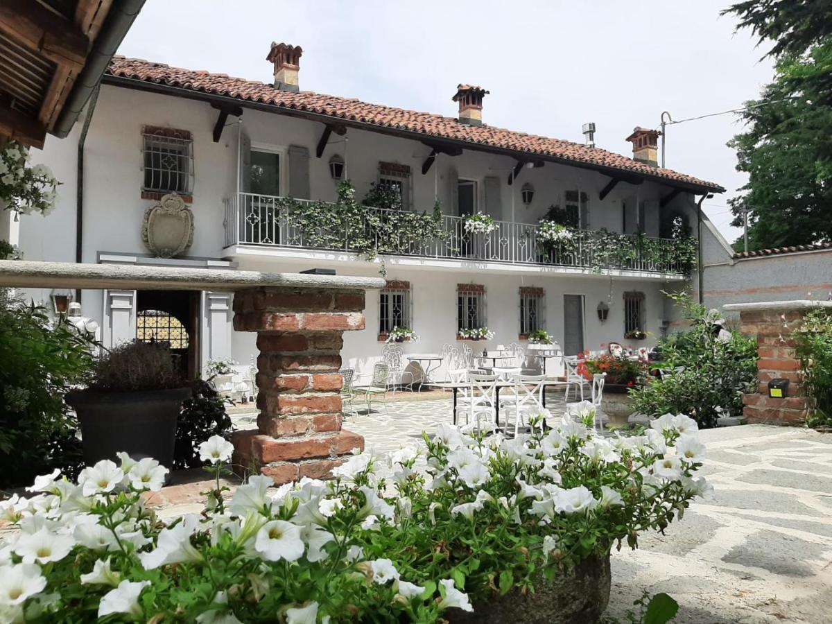 Antica Villa Cuneo- Guest House - "B&B E Non Un Hotel A Cuneo" Екстериор снимка