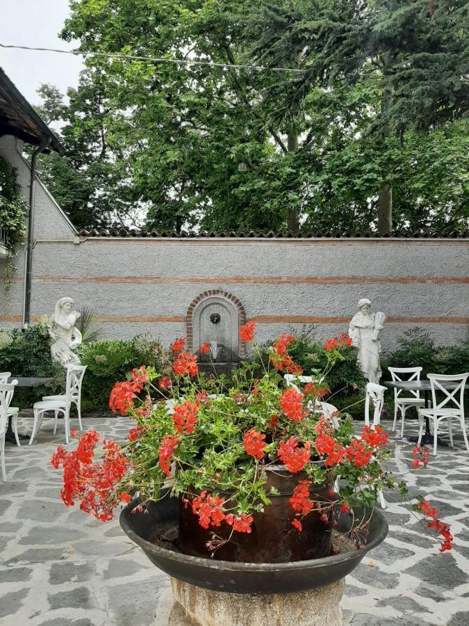 Antica Villa Cuneo- Guest House - "B&B E Non Un Hotel A Cuneo" Екстериор снимка