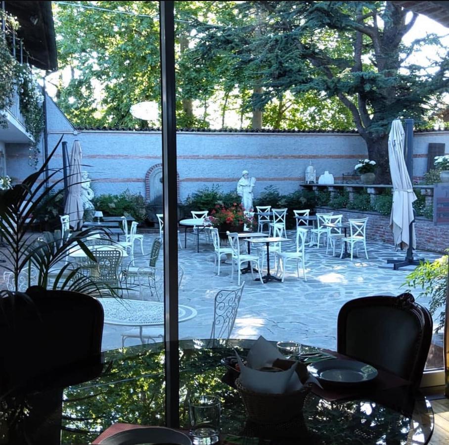 Antica Villa Cuneo- Guest House - "B&B E Non Un Hotel A Cuneo" Екстериор снимка