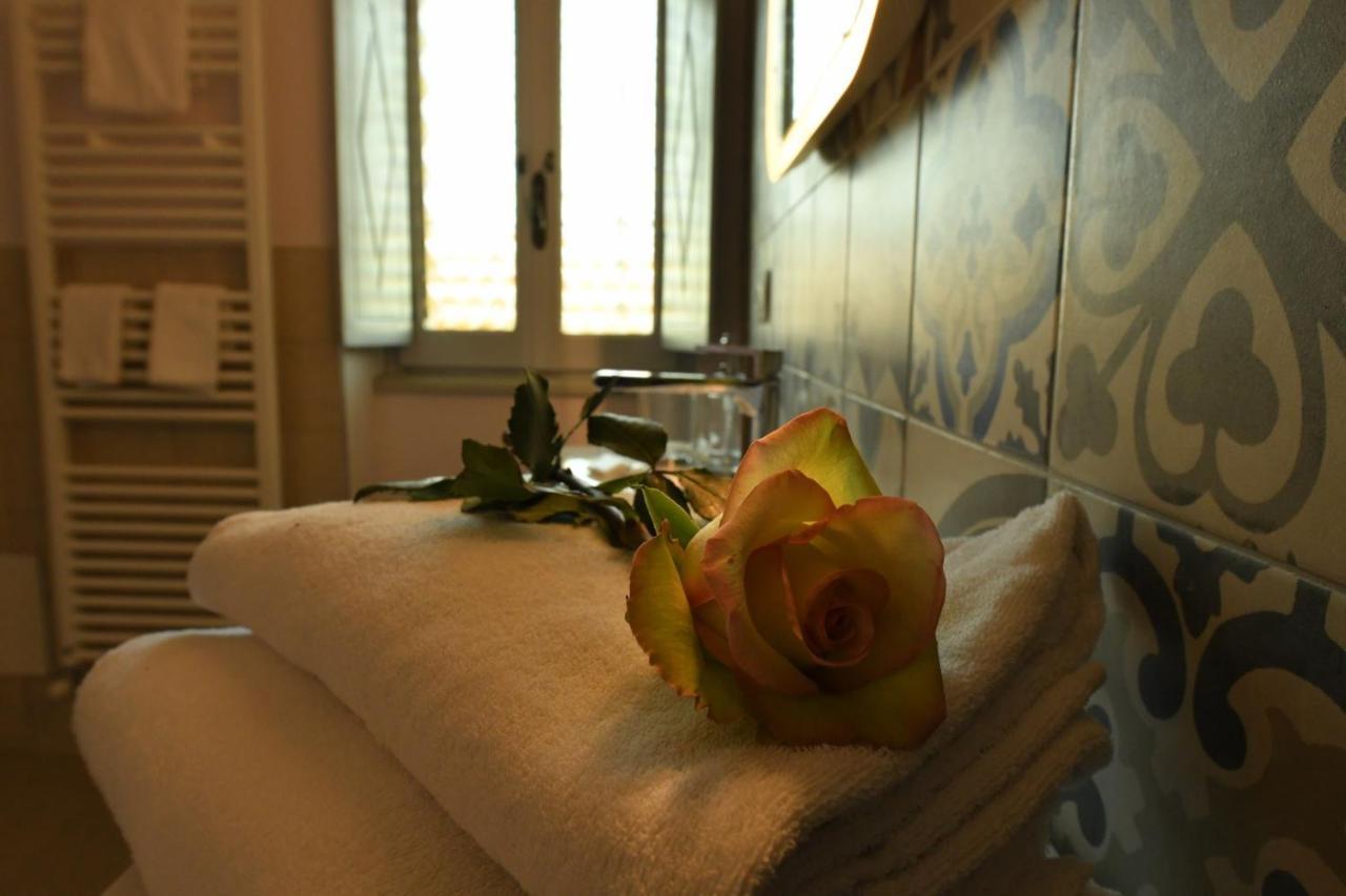 Antica Villa Cuneo- Guest House - "B&B E Non Un Hotel A Cuneo" Екстериор снимка