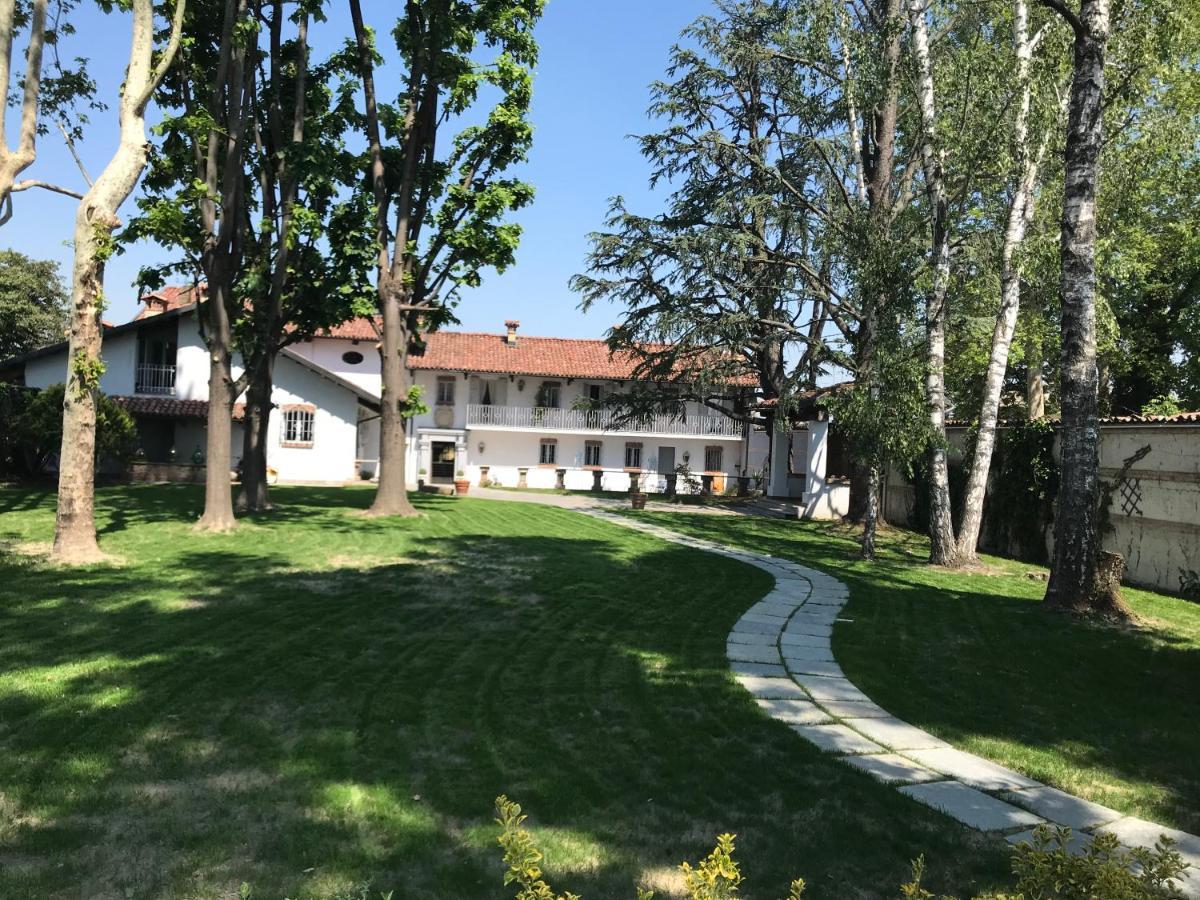 Antica Villa Cuneo- Guest House - "B&B E Non Un Hotel A Cuneo" Екстериор снимка